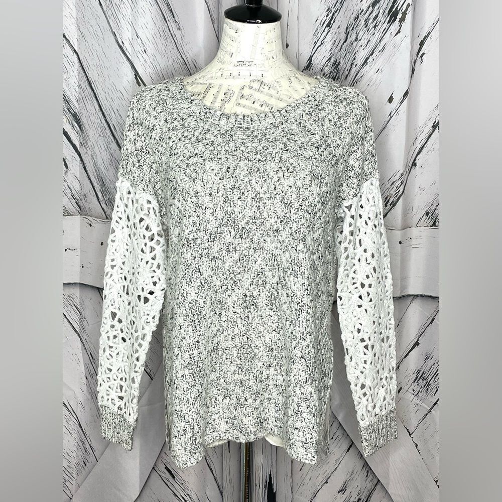 ASTR Gray Knit Marled Oversized Sweater with Lace Sleeve S